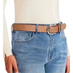 Steve Madden Fish-Eye-Logo Belt in Brown Size Medium NWT